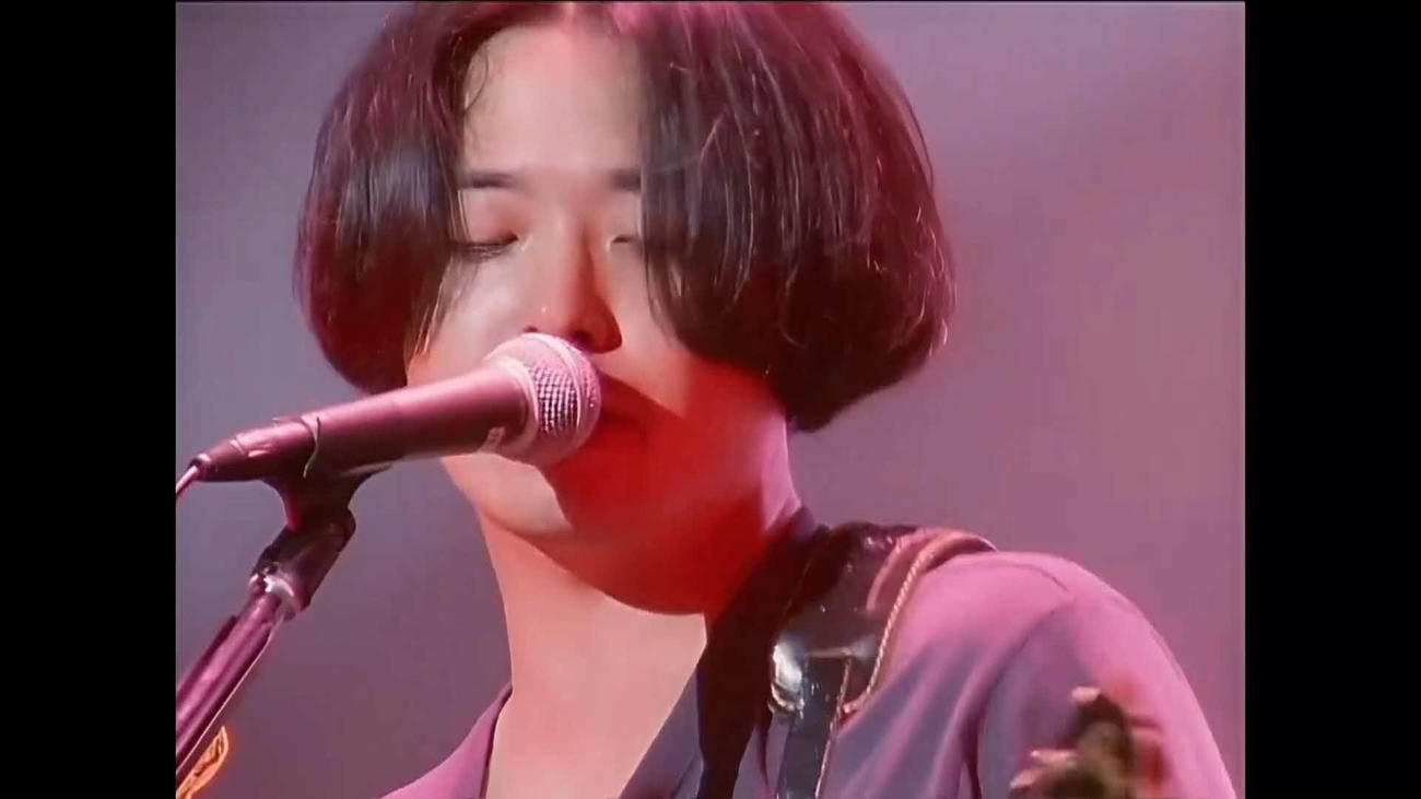 奥田民生のライブフィルム「tamio okuda TOUR”29－30“」から