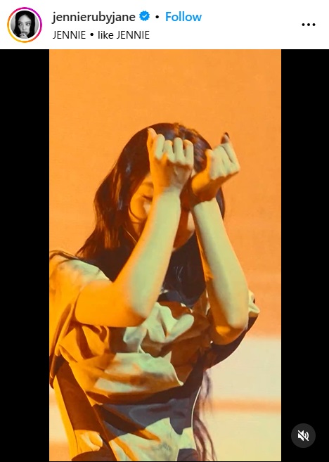 JENNIEのインスタグラムから