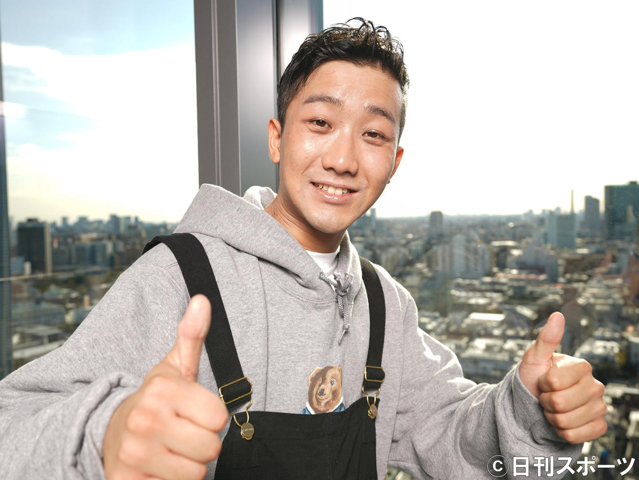 瑛人（2020年12月撮影）