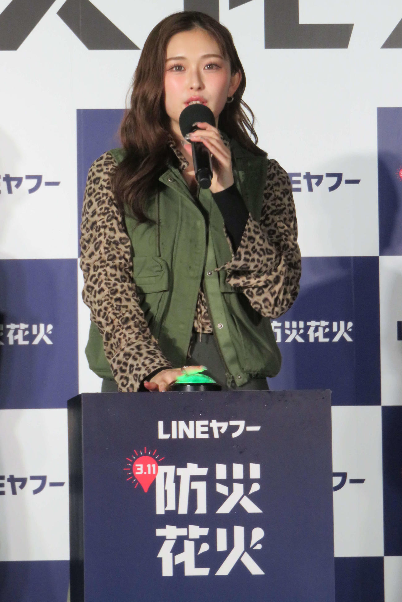 「3・11　防災花火　ライブ配信イベント」に出席したゆうちゃみ