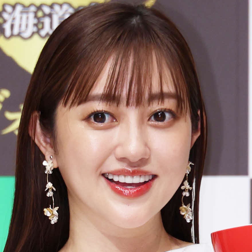 菊地亜美（2024年10月撮影）