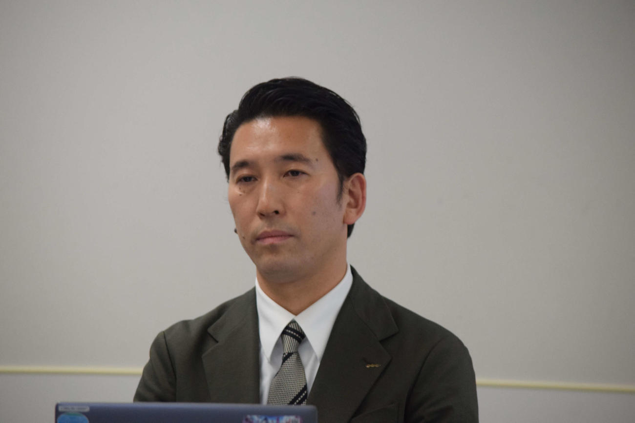 ABCテレビの改編会見に出席した北中彰編成部長（撮影・阪口孝志）