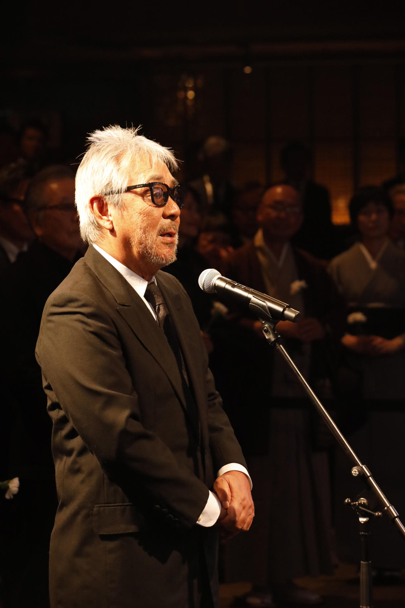 「小倉智昭さんお別れの会」で弔辞を読む寺尾聰