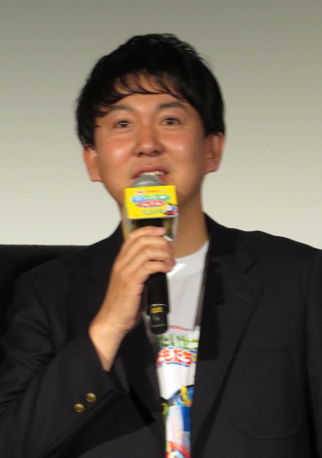 アニメ映画「きかんしゃトーマス　ぼくのたいせつなともだち」の試写会イベントに参加したバッテリィズの寺家