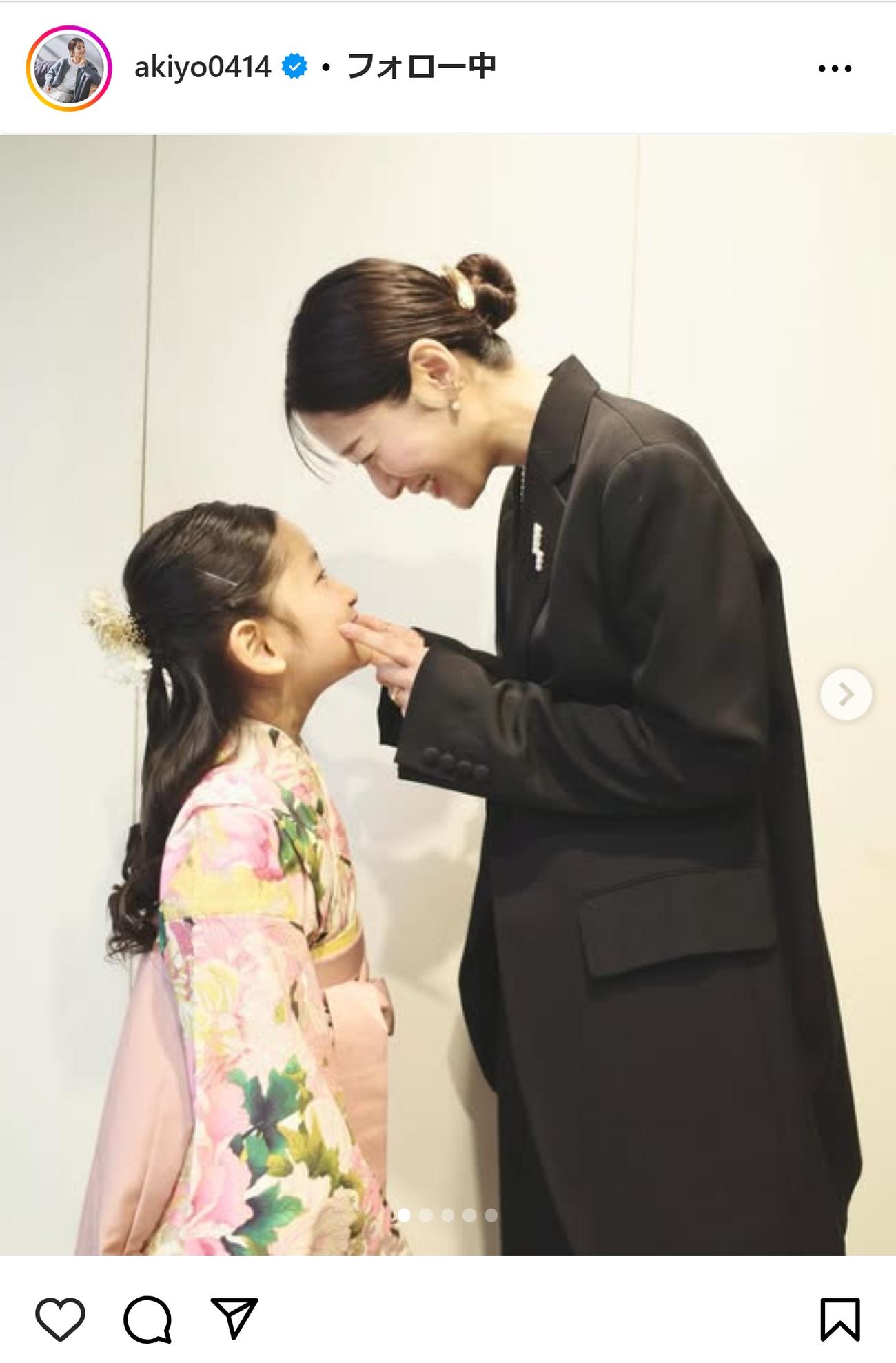 吉田明世アナのインスタグラムから