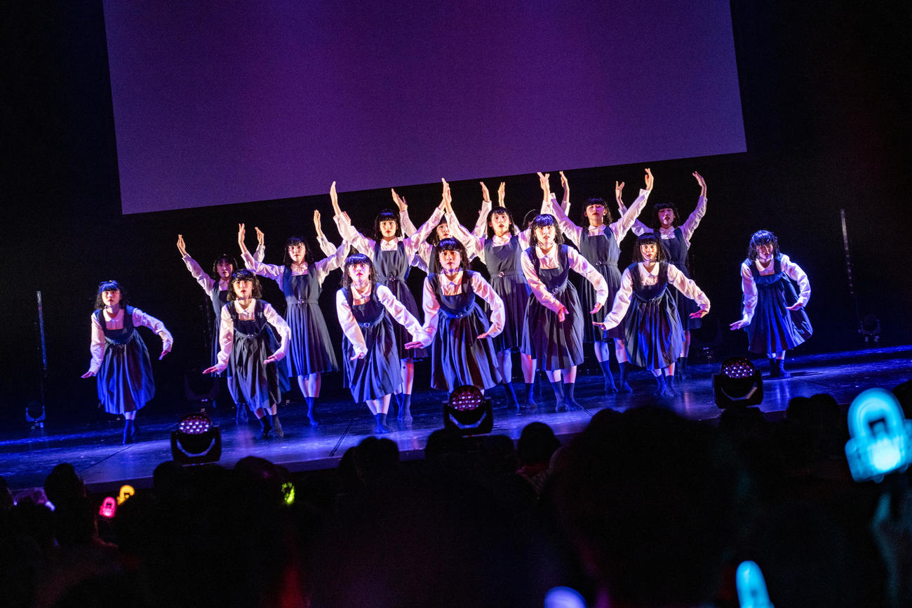 一糸乱れぬパフォーマンスで話題のアバンギャルディ（24年の公演から）