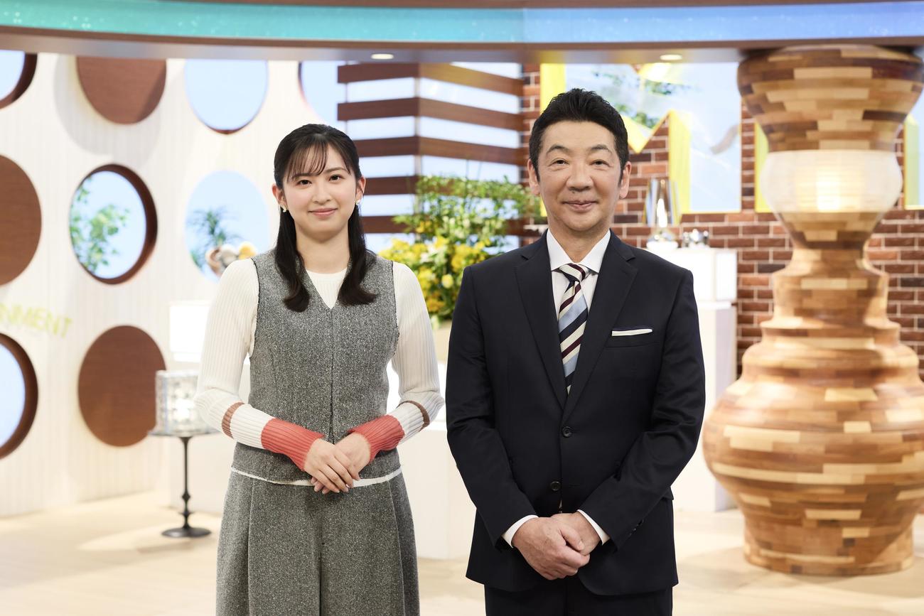 「ミヤネ屋」の5代目MCに就任する西尾桃アナ（左）宮根誠司アナ（C）読売テレビ