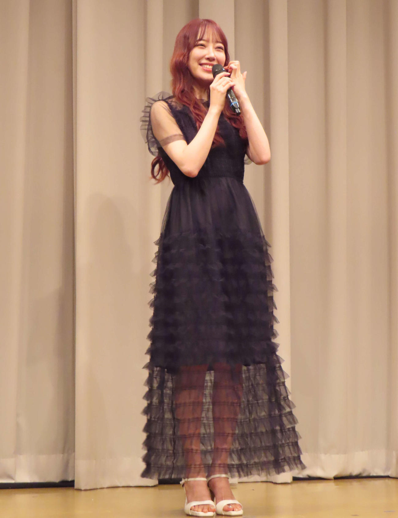 ドラマ「女優めし」完成披露イベントに登壇した堀未央奈