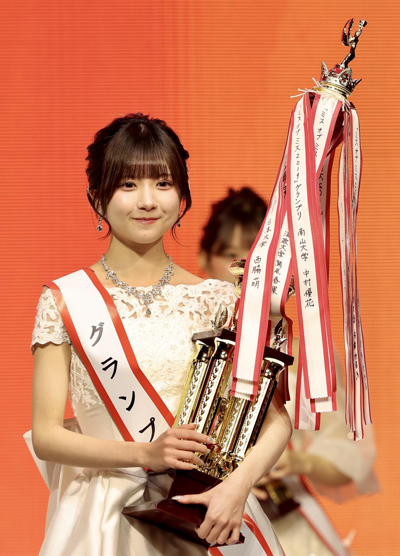 「MISS OF MISS CAMPUS QUEEN CONTEST 2025」グランプリの橋本菜々子さん（撮影・河田真司）