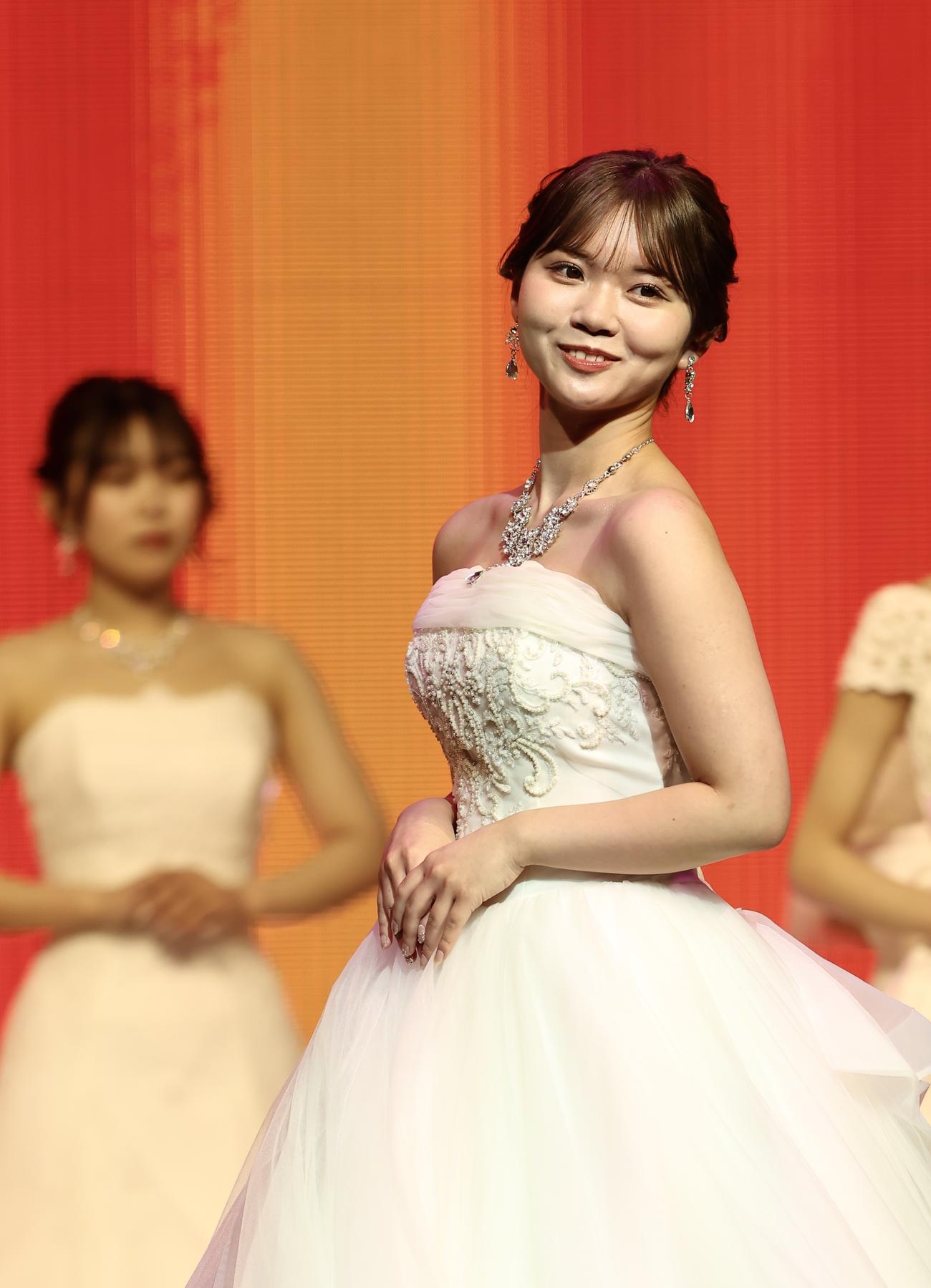 「MISS OF MISS CAMPUS QUEEN CONTEST 2025」に臨む濱崎柚さん（撮影・河田真司）