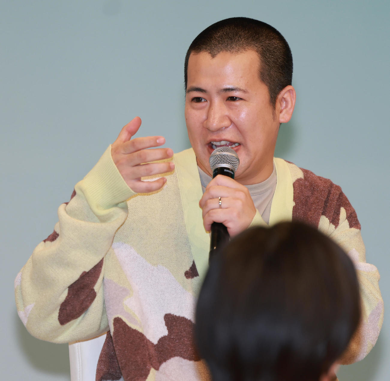 カンテレ・フジテレビ系ドラマ「パラレル夫婦」制作発表に登場したコットンのきょん（撮影・野上伸悟）