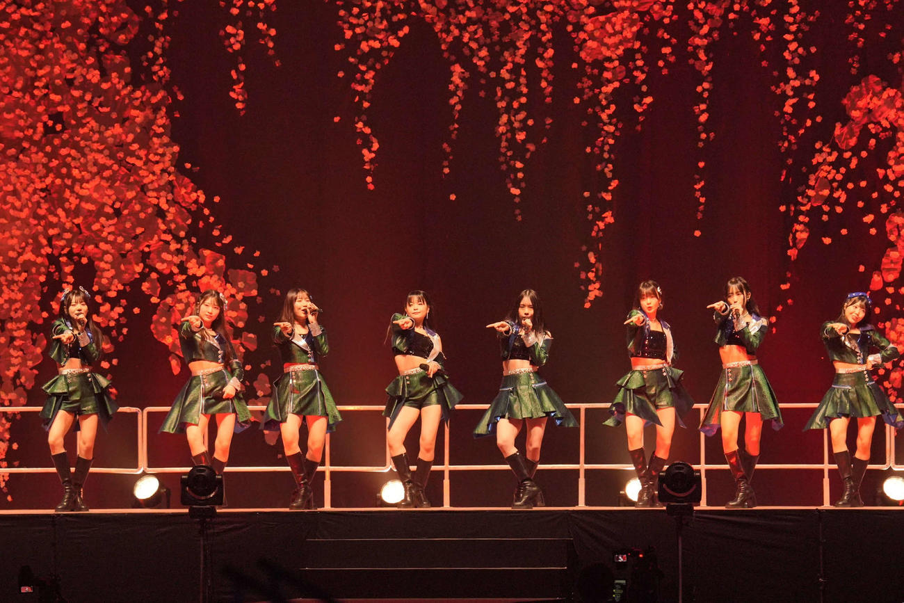 「Hello！　Project　ひなフェス2025」に出演したOCHA NORMA
