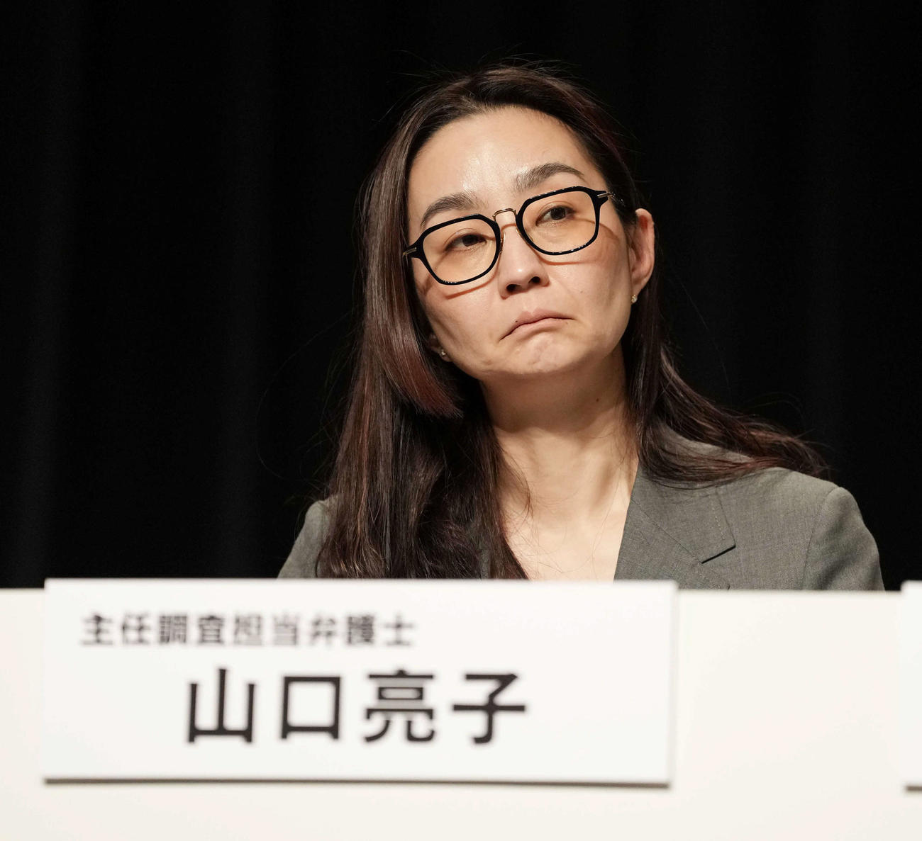 第三者委員会調査報告会見に臨む主任調査担当弁護士の山口氏（撮影・小沢裕）