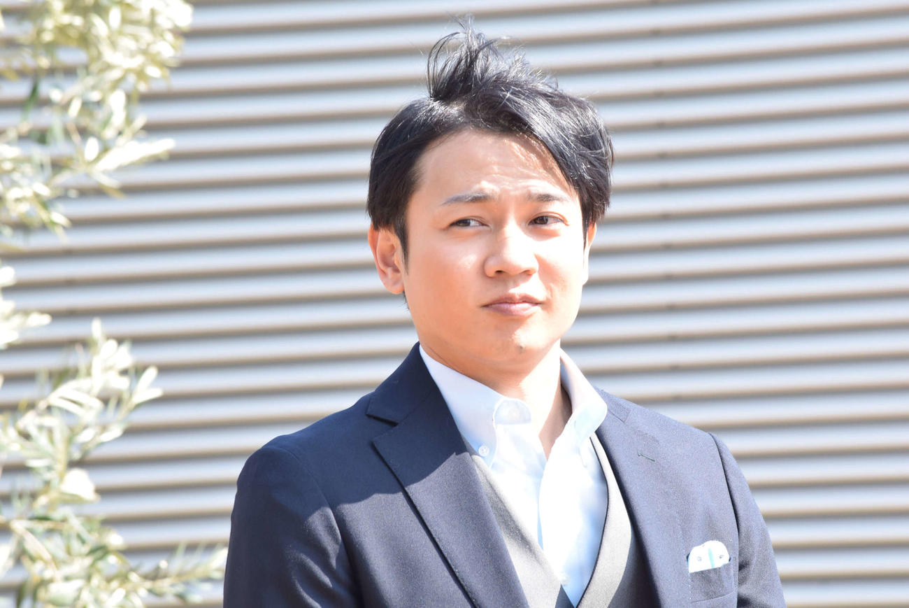 MCを務める「newsおかえり」の新お天気リポーター発表会見に出席した横山太一ABCテレビアナウンサー（撮影・阪口孝志）