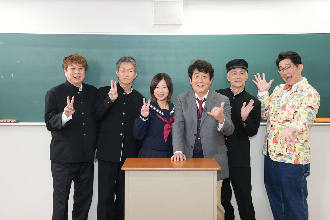 生配信を行った、左からTUBE松本玲二、春畑道哉、大久保佳代子、前田亘輝、角野秀行、ビビる大木