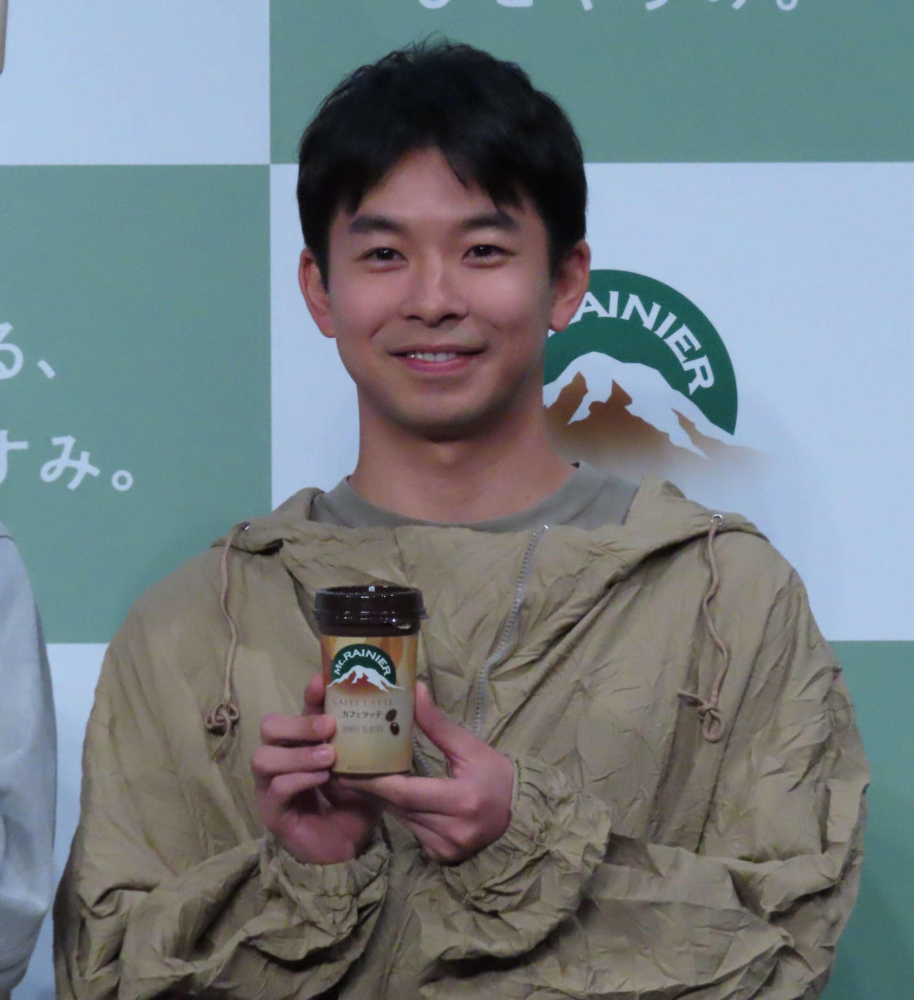 森永乳業「マウントレーニア」新CM発表会に出席した仲野太賀