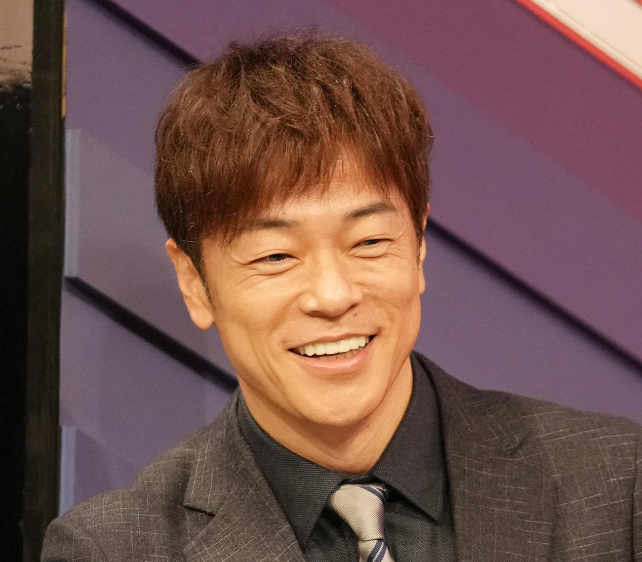 陣内智則（2022年撮影）