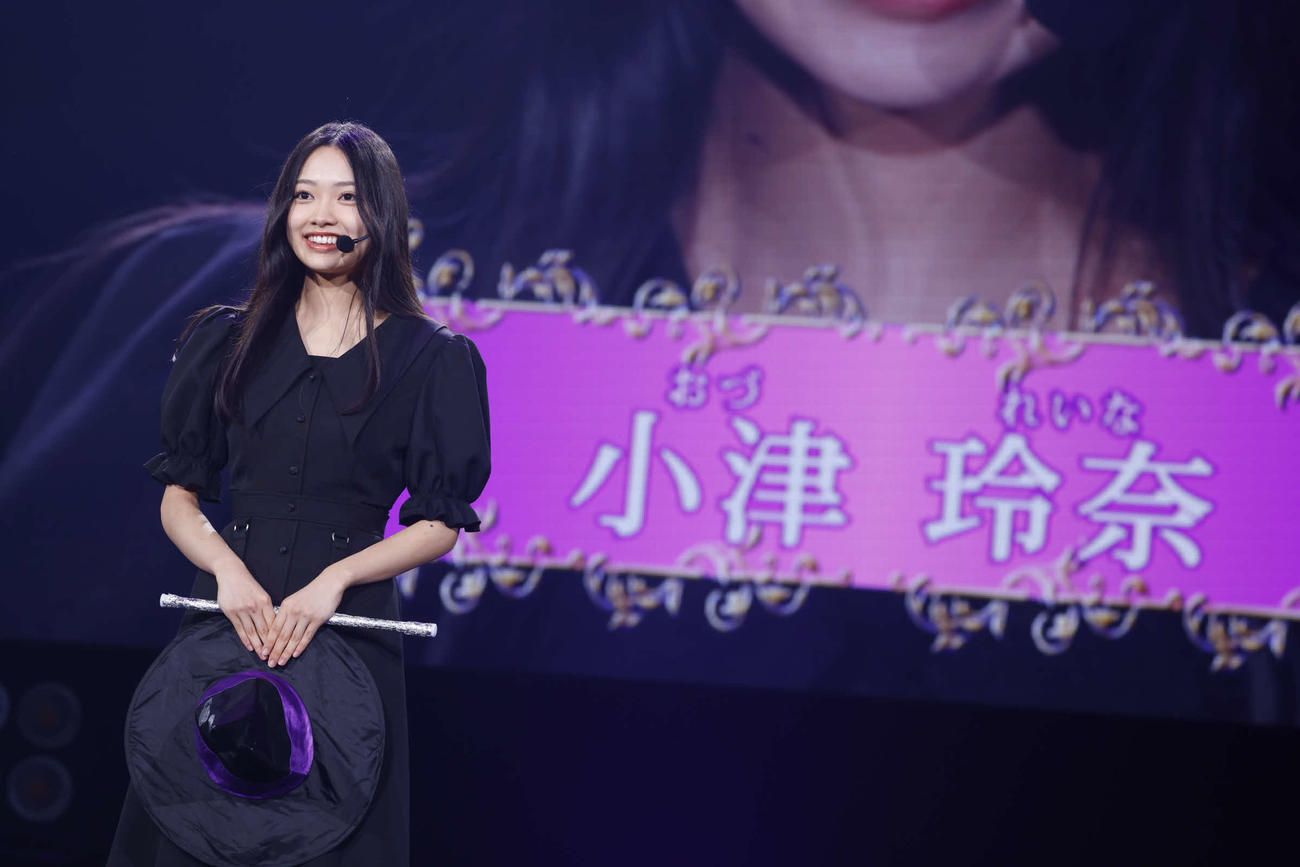 お披露目イベントで特技を披露する乃木坂46の6期生、川端晃菜／鈴木健太（KENTA Inc．）