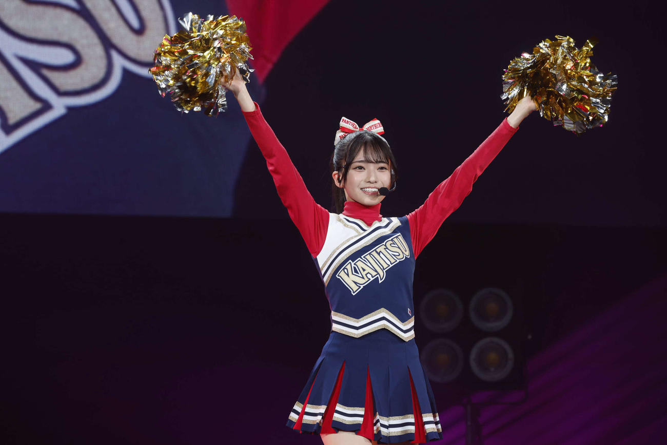 お披露目イベントで特技を披露する乃木坂46の6期生、瀬戸口心月／鈴木健太（KENTA Inc．）