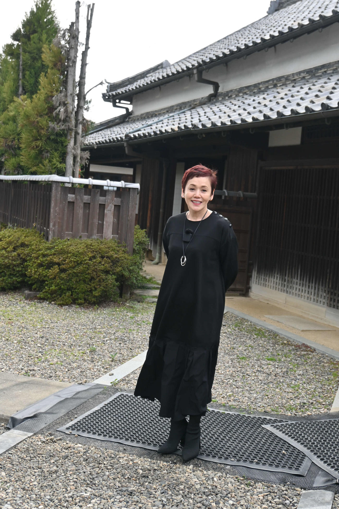 華岡青洲のゆかりの地「清洲の里」を訪れた大竹しのぶ（撮影・松浦隆司）