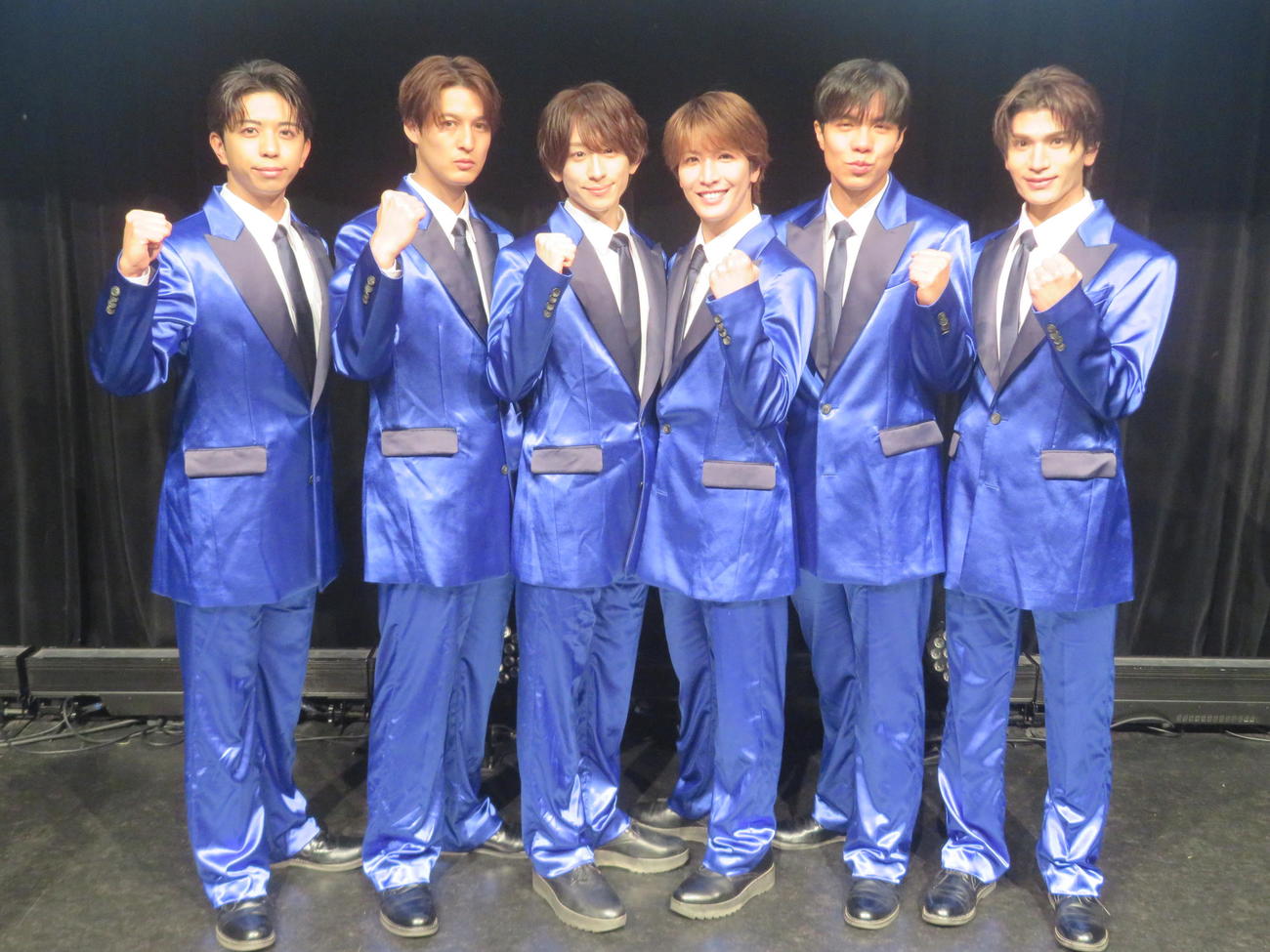 メジャーデビュー後初のファンイベントを行ったMATSURI。左から橋爪健二、渡辺真、小野寺翼、松岡卓弥、柳田優樹、鈴木渉
