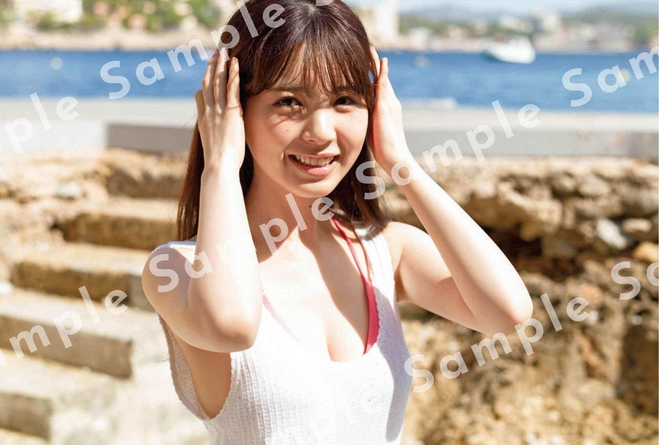 乃木坂46筒井あやめファースト写真集の特典カット（細居幸次郎氏撮影）