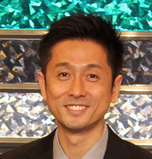 ロザン宇治原史規（2016年11月撮影）