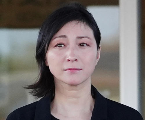 釈放された広末涼子(撮影・清水貴仁)