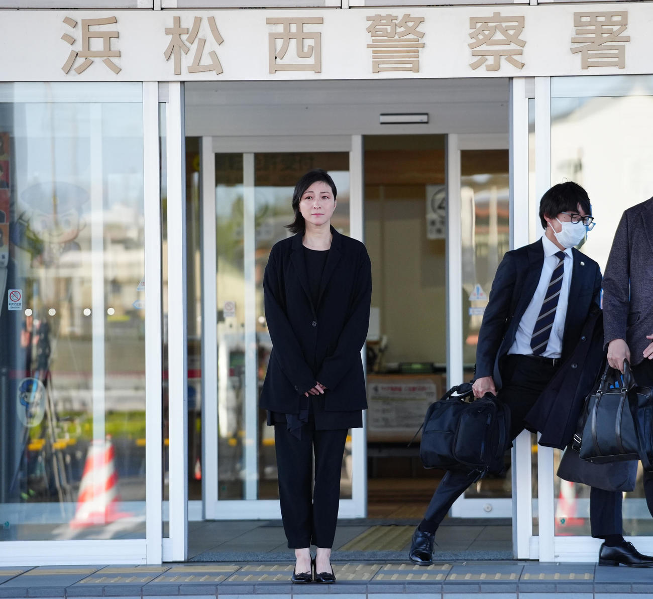 釈放された広末涼子（撮影・清水貴仁）
