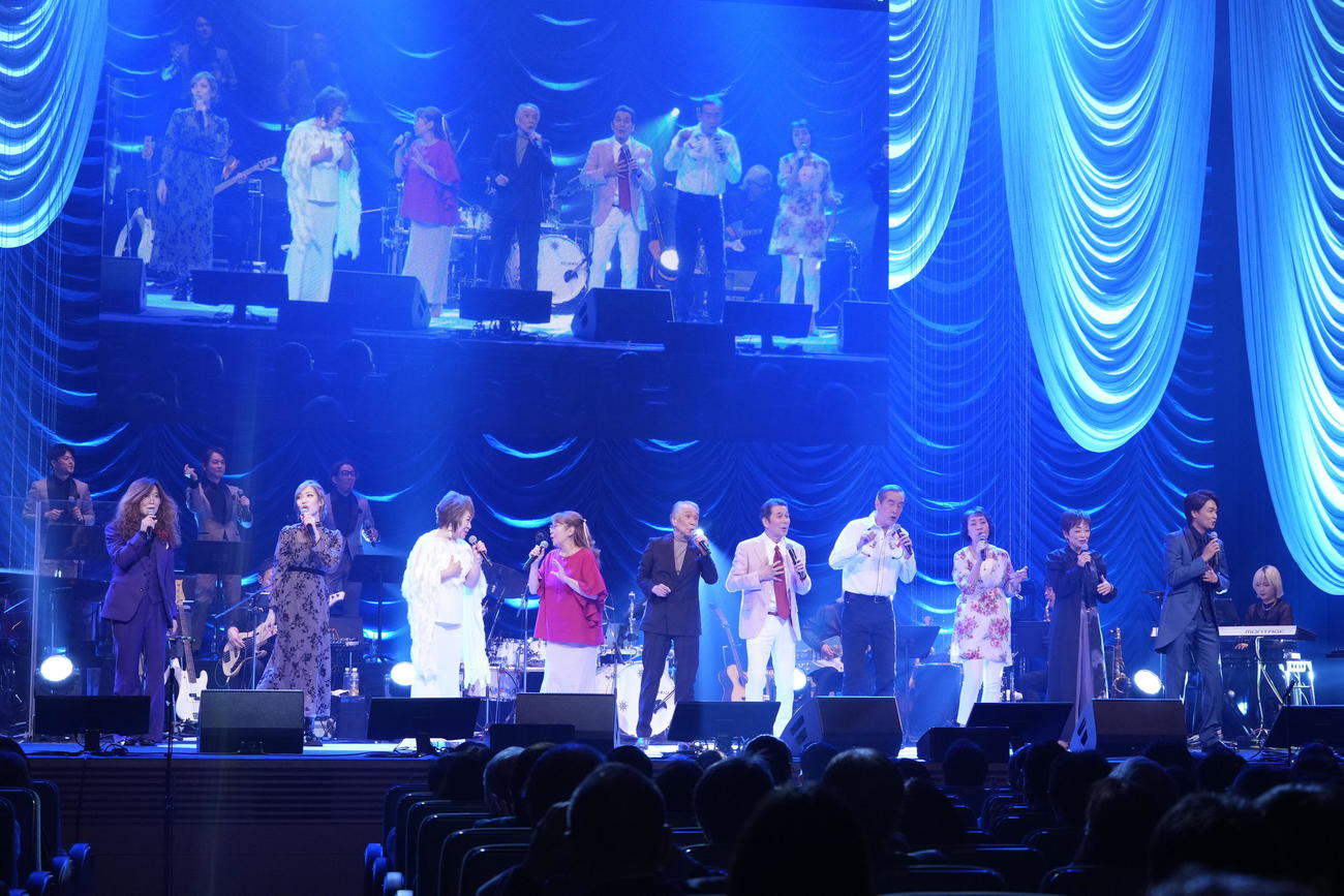 「昭和100年！人生の名曲に喝采を！コンサート」の出演者たち