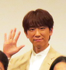 小山慶一郎＝25年２月