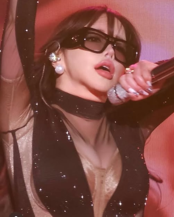 2NE1ボムのインスタグラムから