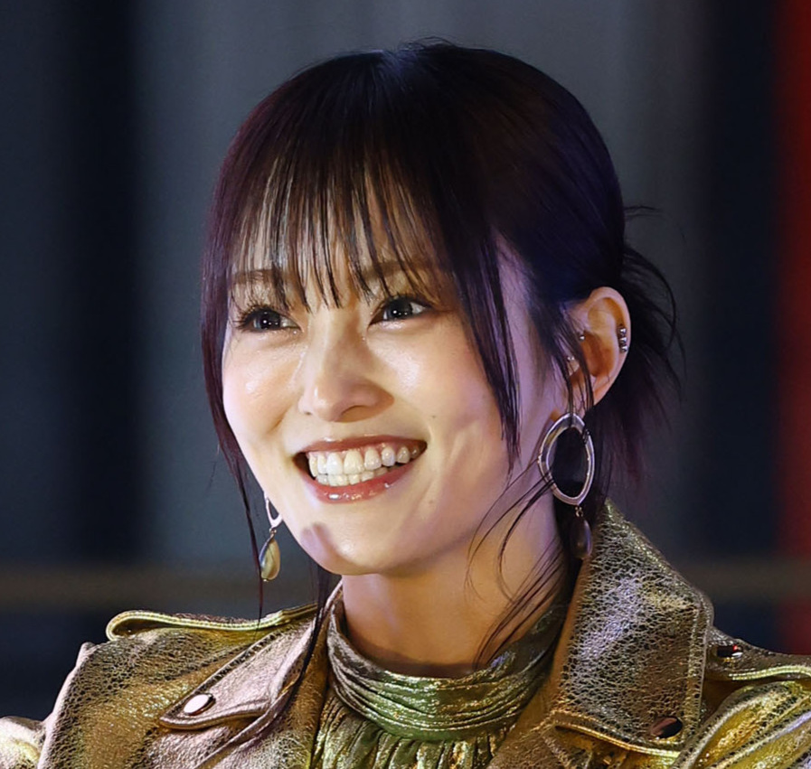山本彩（2024年12月撮影）