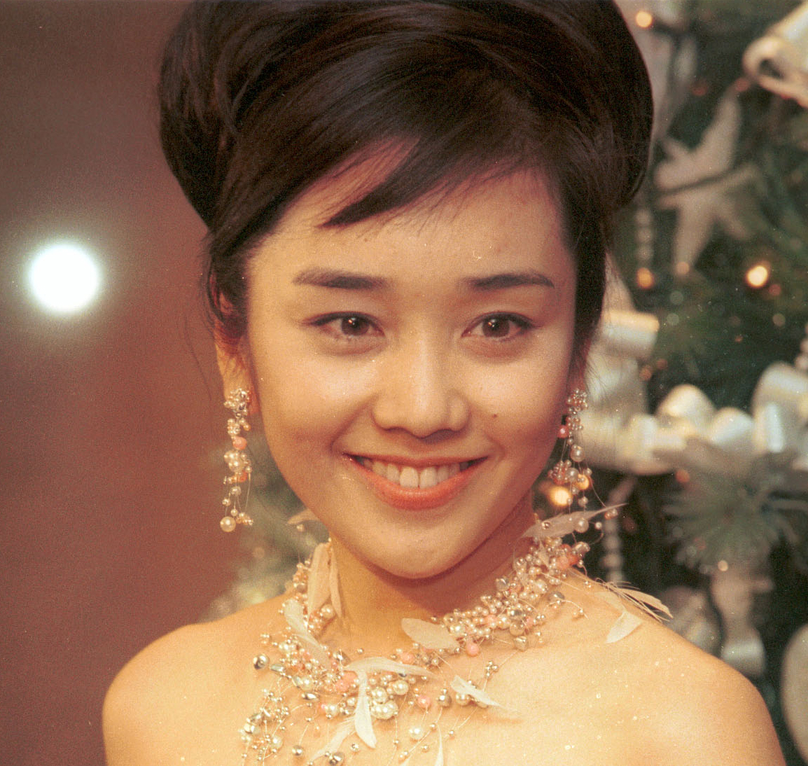 西田ひかる（1999年12月撮影）