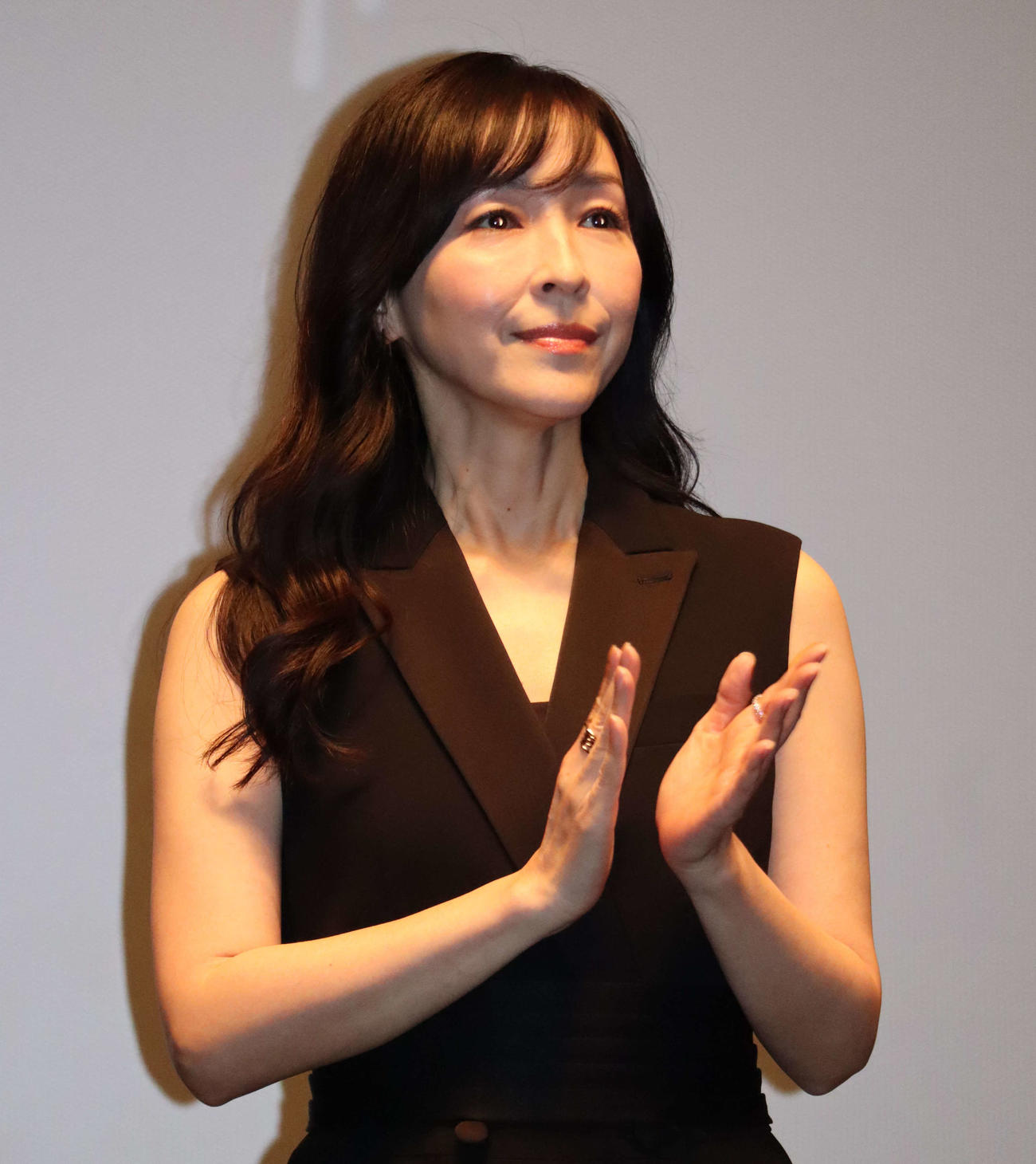 麻生 久美子 おっぱい