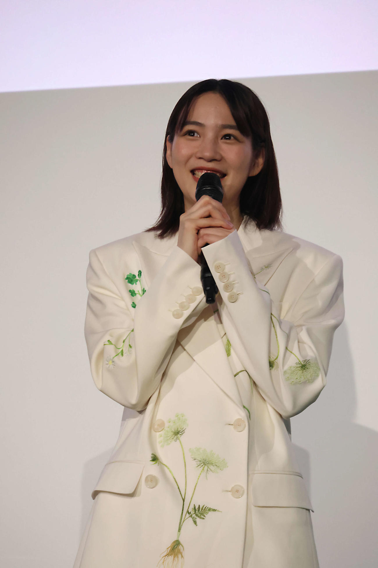 伊丹十三4K映画祭「スーパーの女」上映記念登壇イベントで笑顔ののん（撮影・山本朝陽）