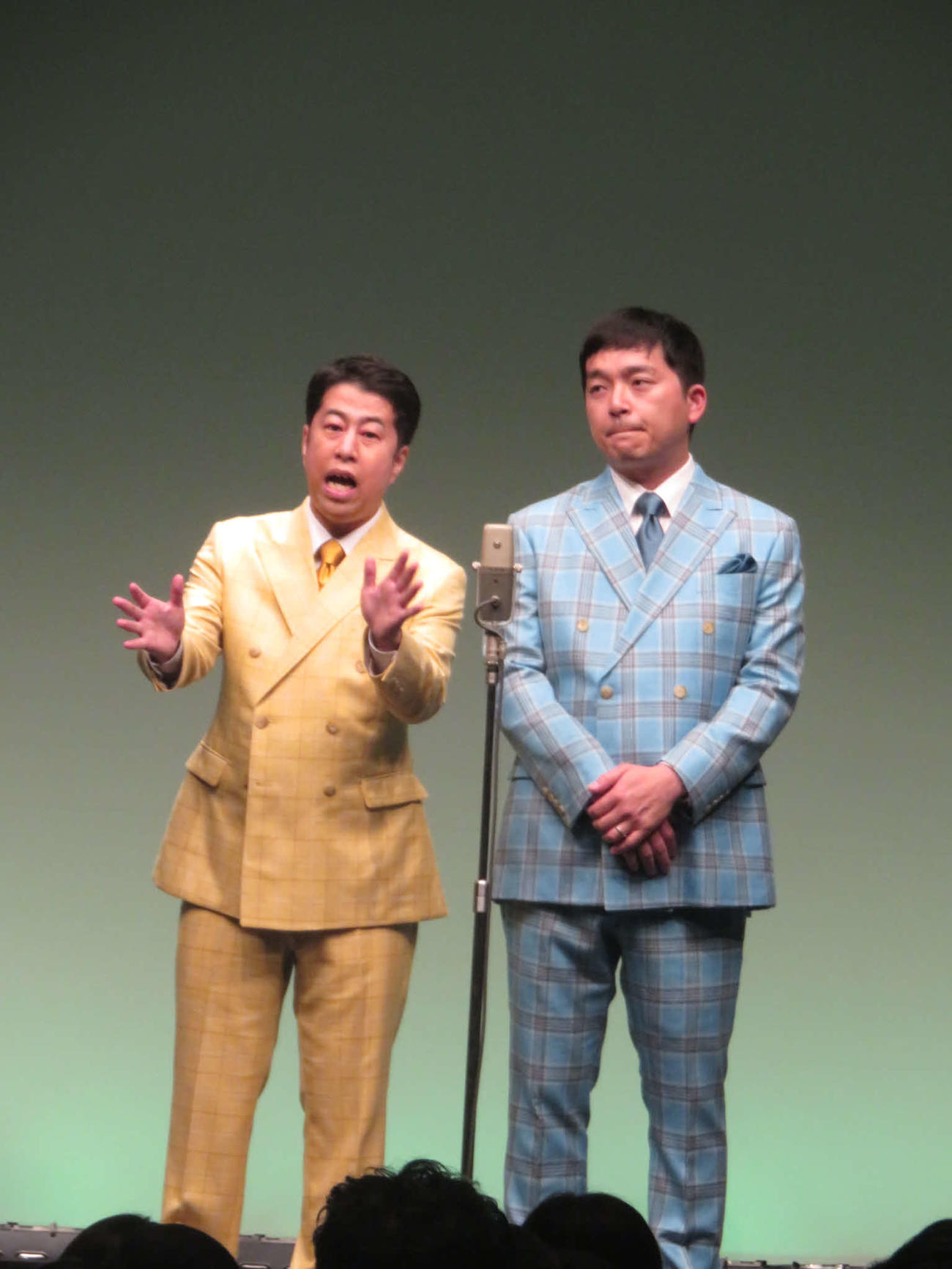 ウエストランドの井口浩之（左）と河本太