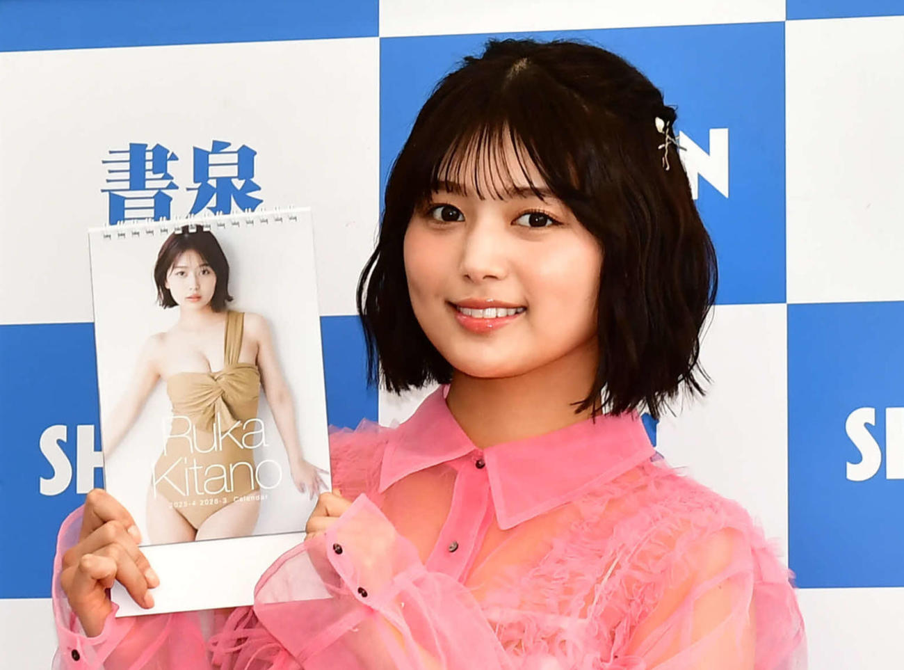 初カレンダー発売記念イベントを行った北野瑠華（撮影・松尾幸之介）