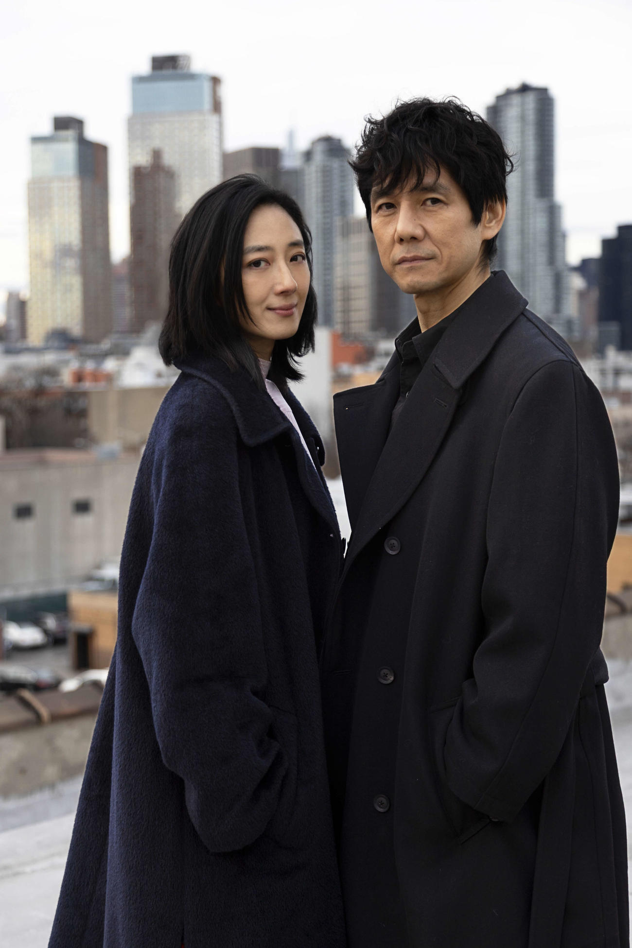日本・台湾・米国合作映画「Dear Stranger／ディア・ストレンジャー」に主演の西島秀俊とグイ・ルンメイ（C）Roji Films, TOEI COMPANY, LTD.