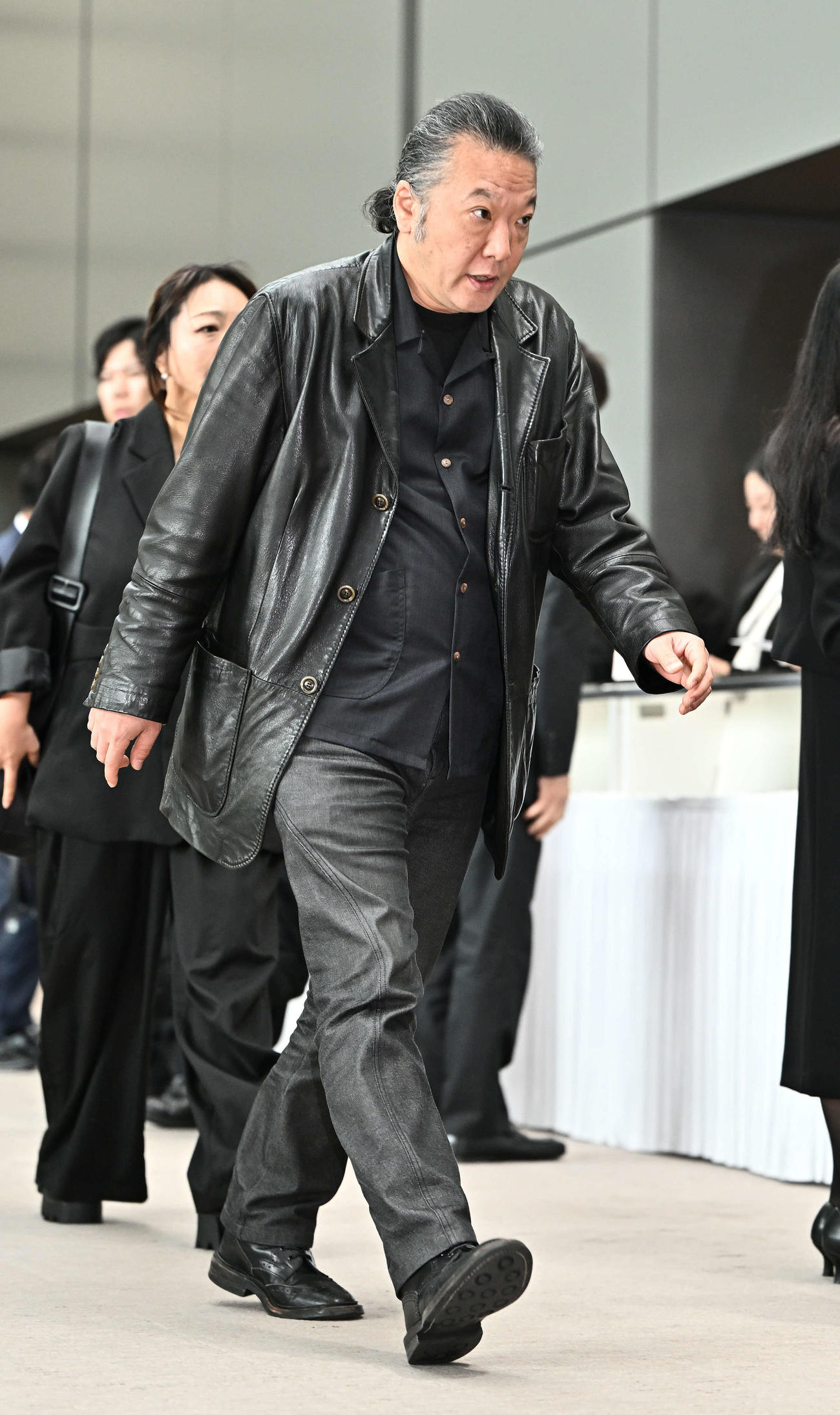 中山美穂さんお別れの会に参列した加藤和也氏（撮影・滝沢徹郎）