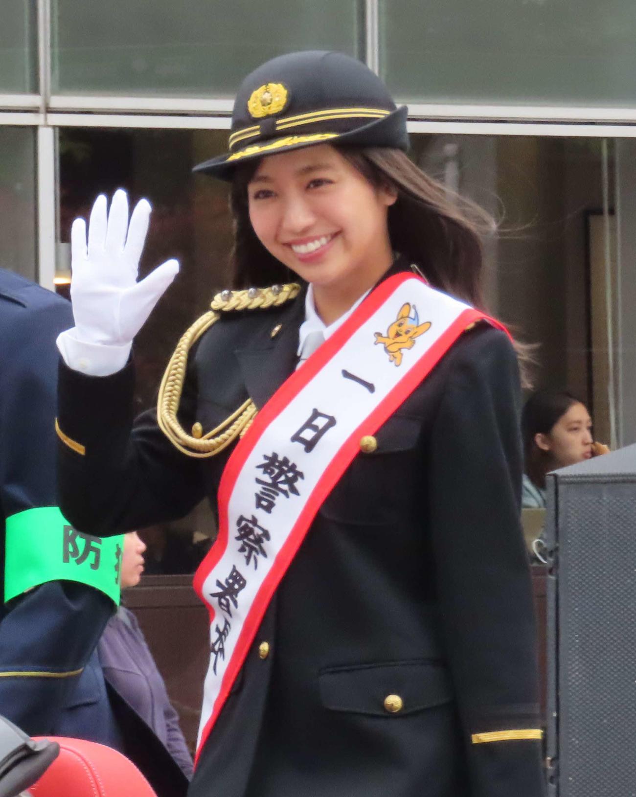 「特殊詐欺被害撲滅・交通安全キャンペーン」パレードに登場した大原優乃