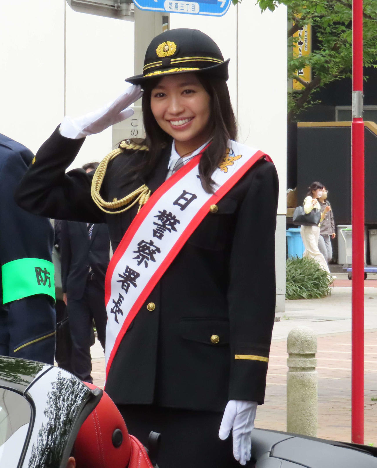 「特殊詐欺被害撲滅・交通安全キャンペーン」パレードに登場した大原優乃