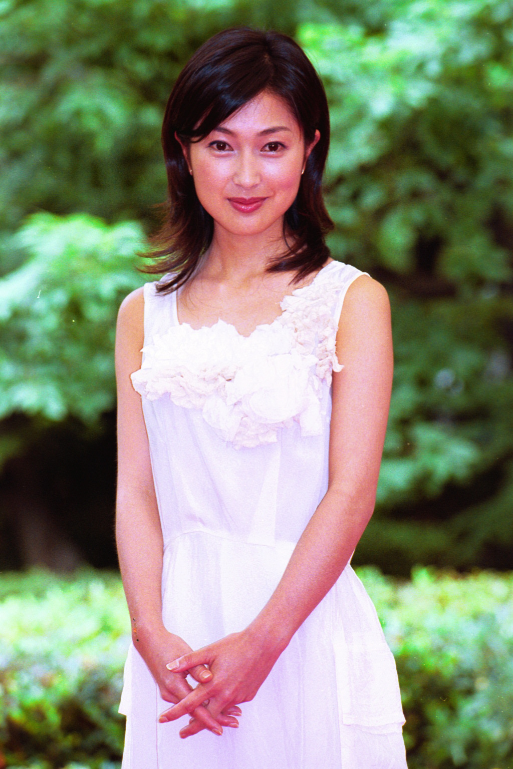 テレビ朝日「つぐみへ・・・」制作発表での鶴田真由（2000年6月撮影）