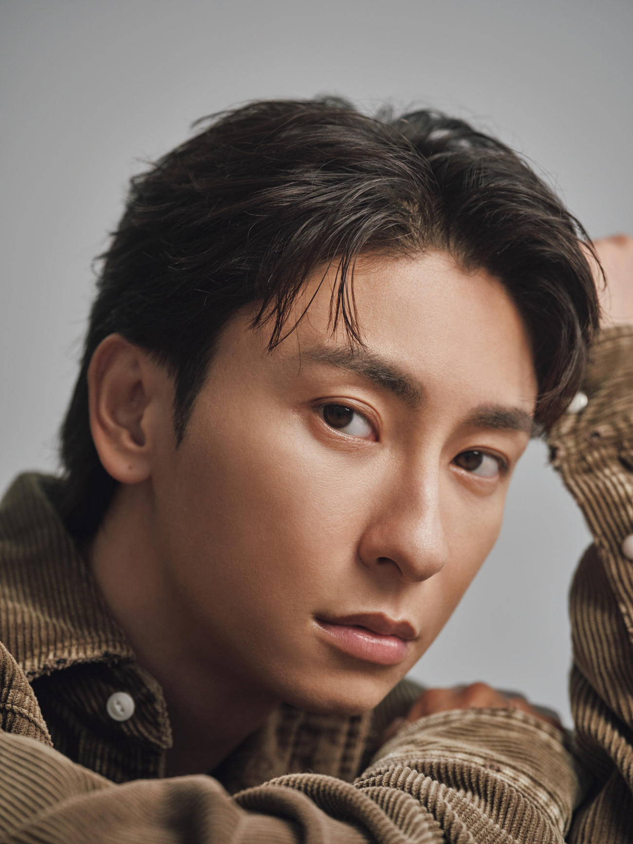 與真司郎最新フォトエッセイ「人生そんなもん」お気に入りの収録カット　撮影／蔦原佑矢（UM）（C）講談社