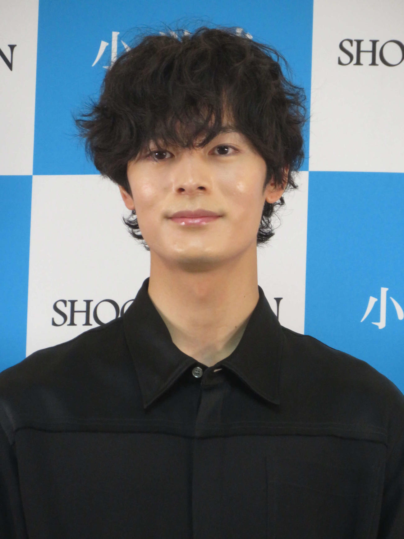 カレンダー大ヒット記念イベントに出席した塩野瑛久
