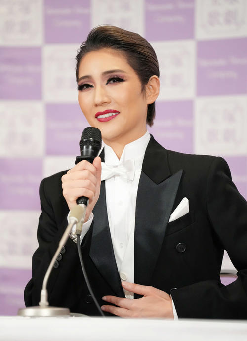 宙組トップ芹香斗亜「まだ知らない世界がある。学べることを探したい