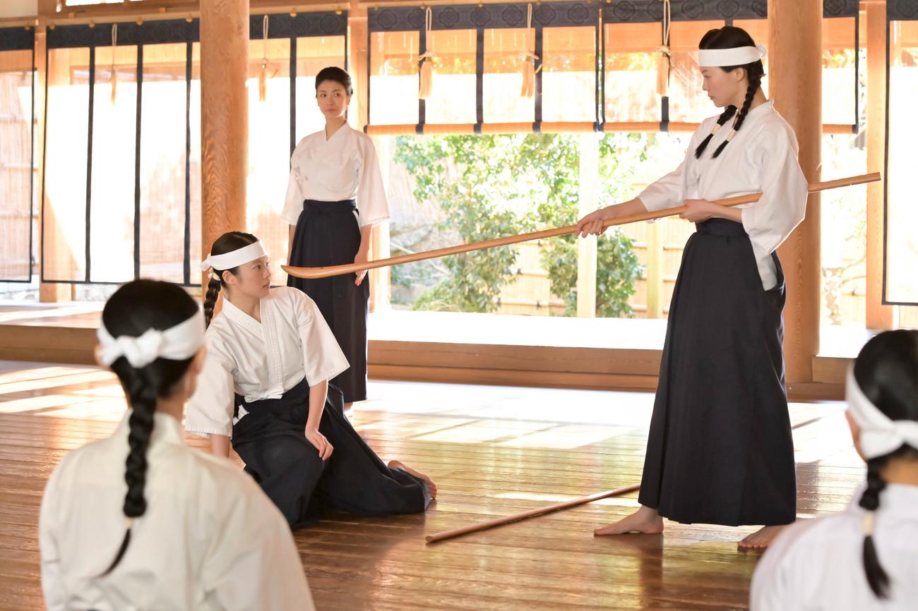 NHK連続テレビ小説「あんぱん」の1場面（C）NHK