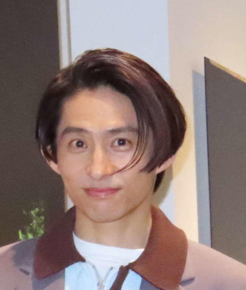 三宅健、元V6メンバーと偶然の再会ショット公開「やっぱり離れ離れに