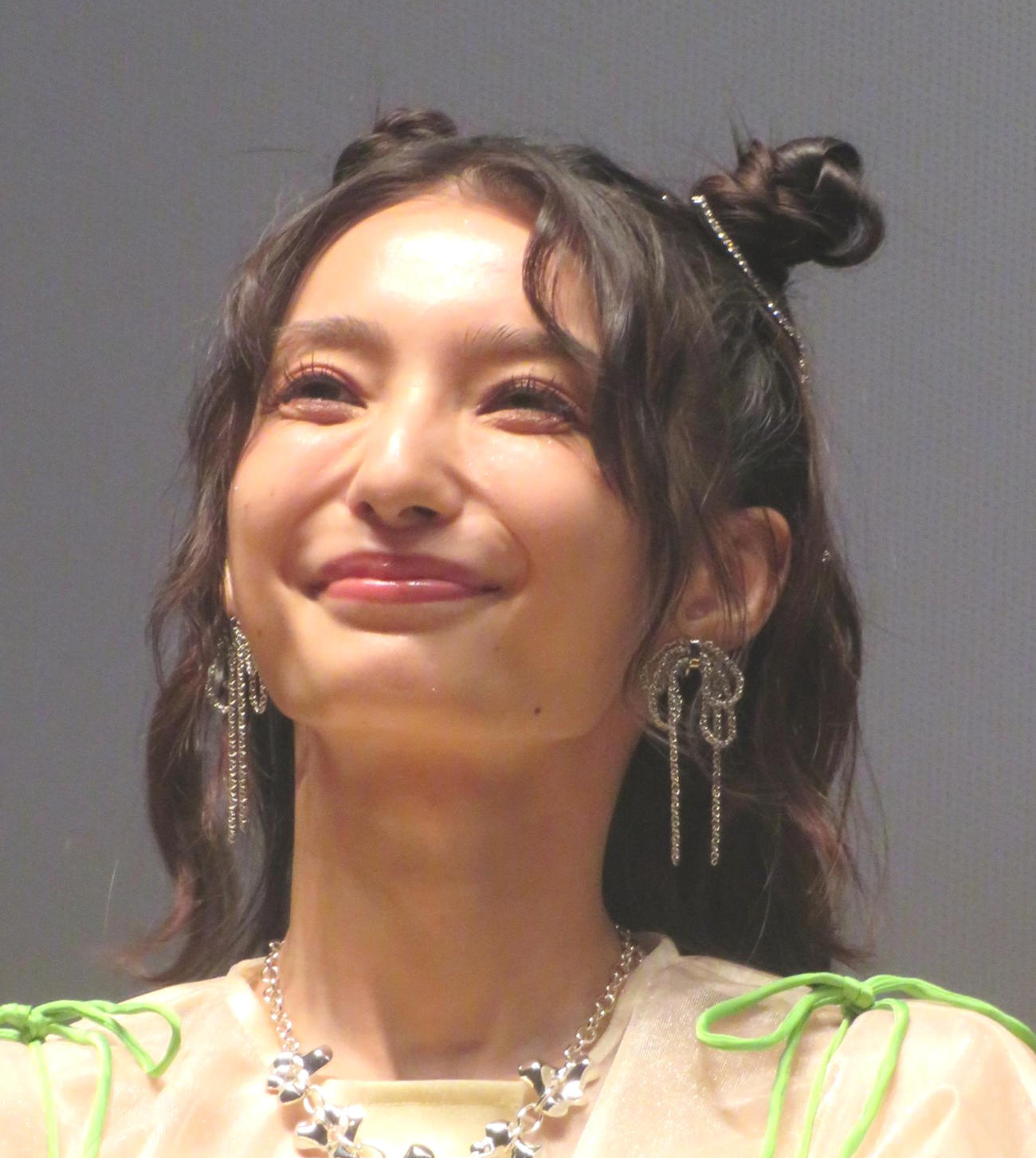 高野麻里佳（2024年10月撮影）