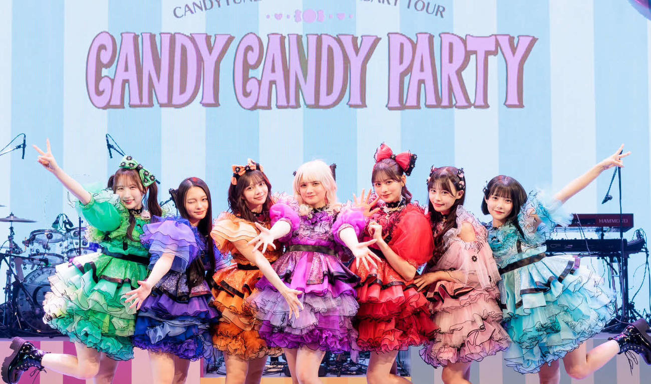 デビュー2周年記念ツアーの東京公演を行ったCANDY TUNE